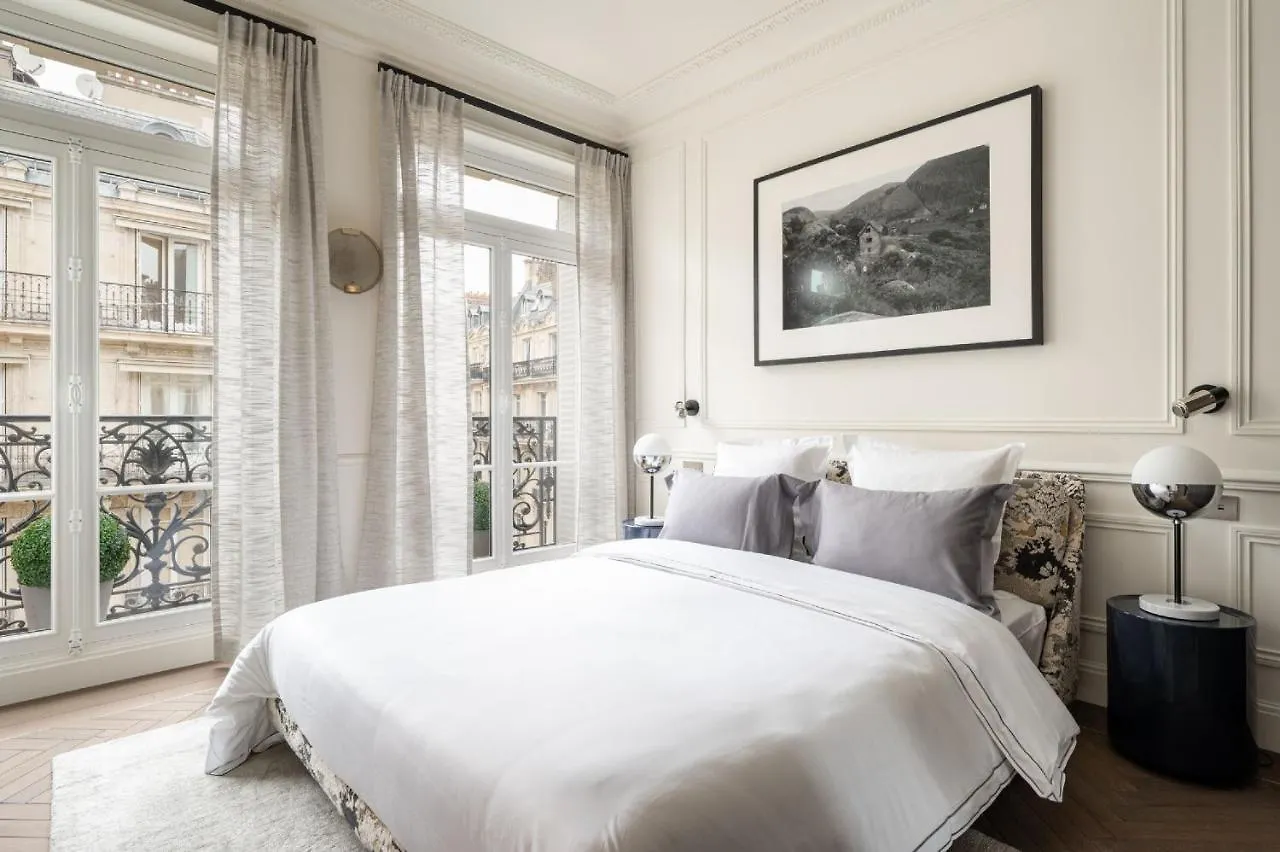 The Very Central Location Allows You To Go Everywhere In Paris In 30 Minutes 0*,  France